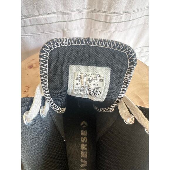 Converse Chuck Taylor AllStar Lugged Leather Sneakers Women’s 6.5 Black High Top - Picture 8 of 8